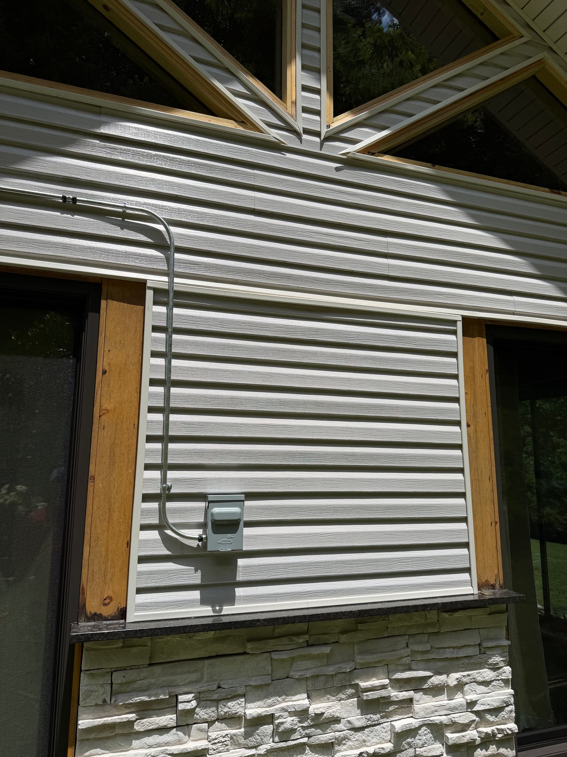 Gallery photos for New Circuits Bring Climate Control to a Knoxville Sunroom Addition: Image #4