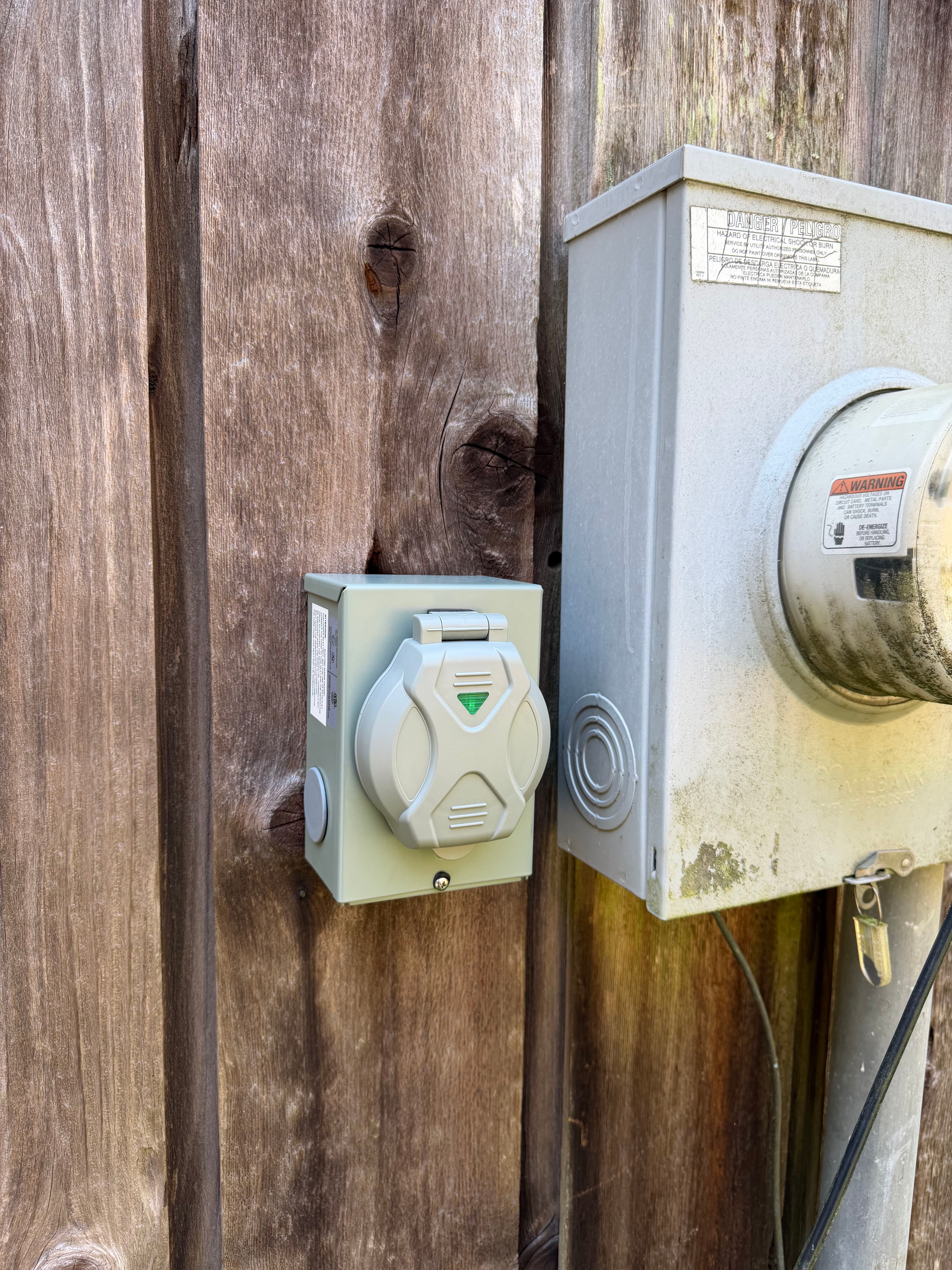 Project Outdoor Installation of Backfeed Interlock Systems image