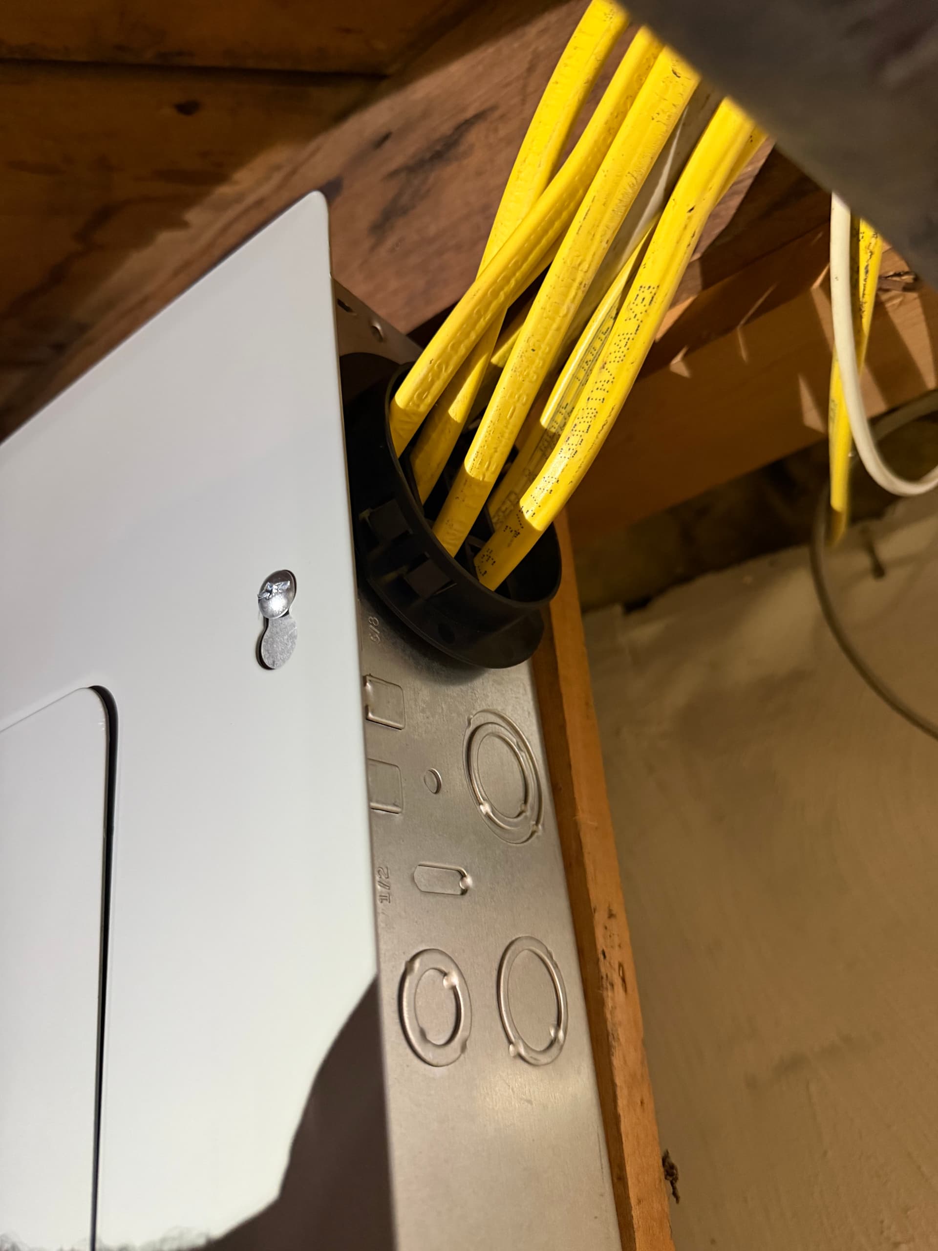 Gallery photos for Old Fuse Panel Gets a Full Replacement Upgrade in Oak Ridge: Image #2