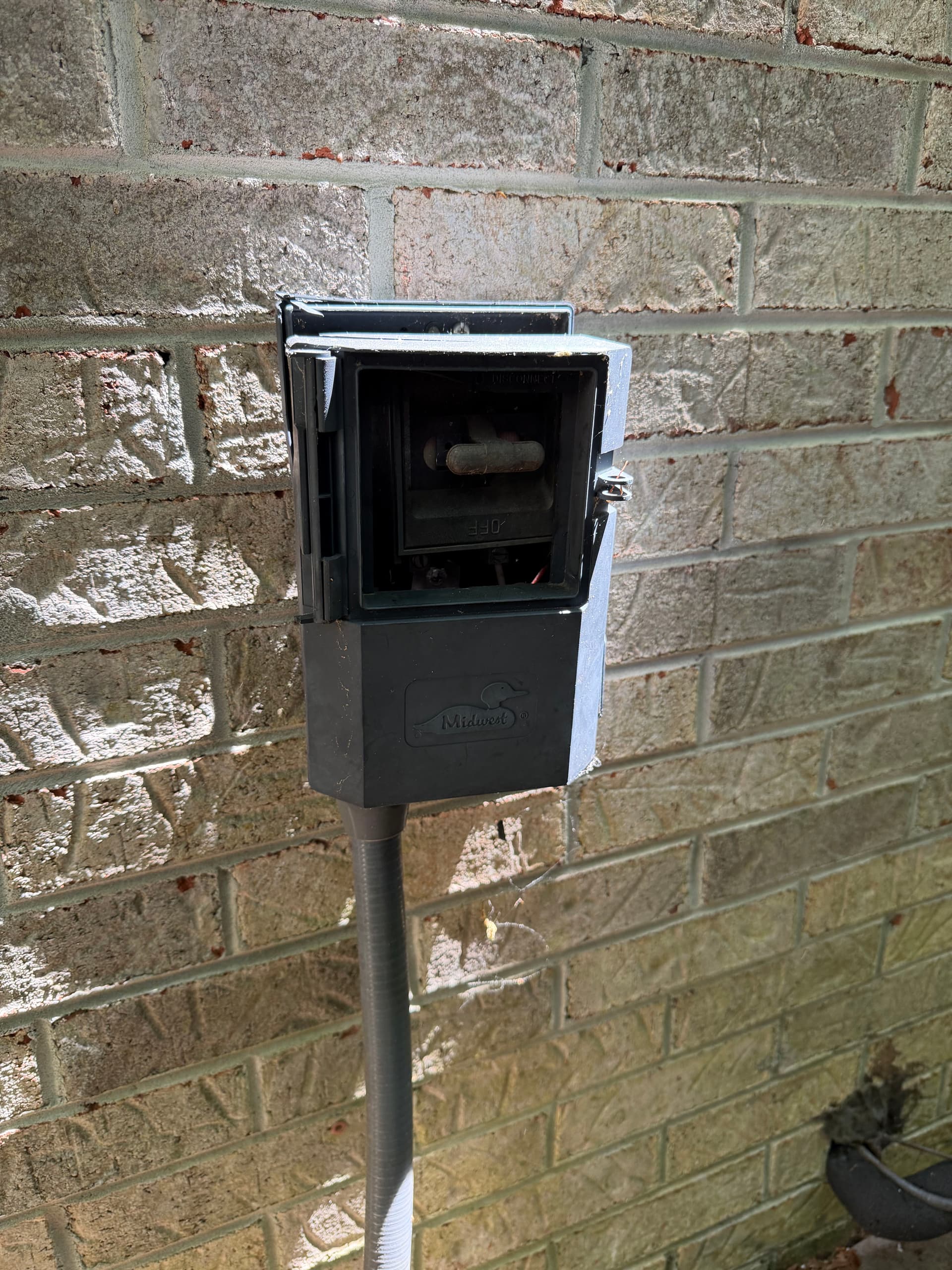 Old HVAC Disconnect Swapped Before It Caused Real Trouble image