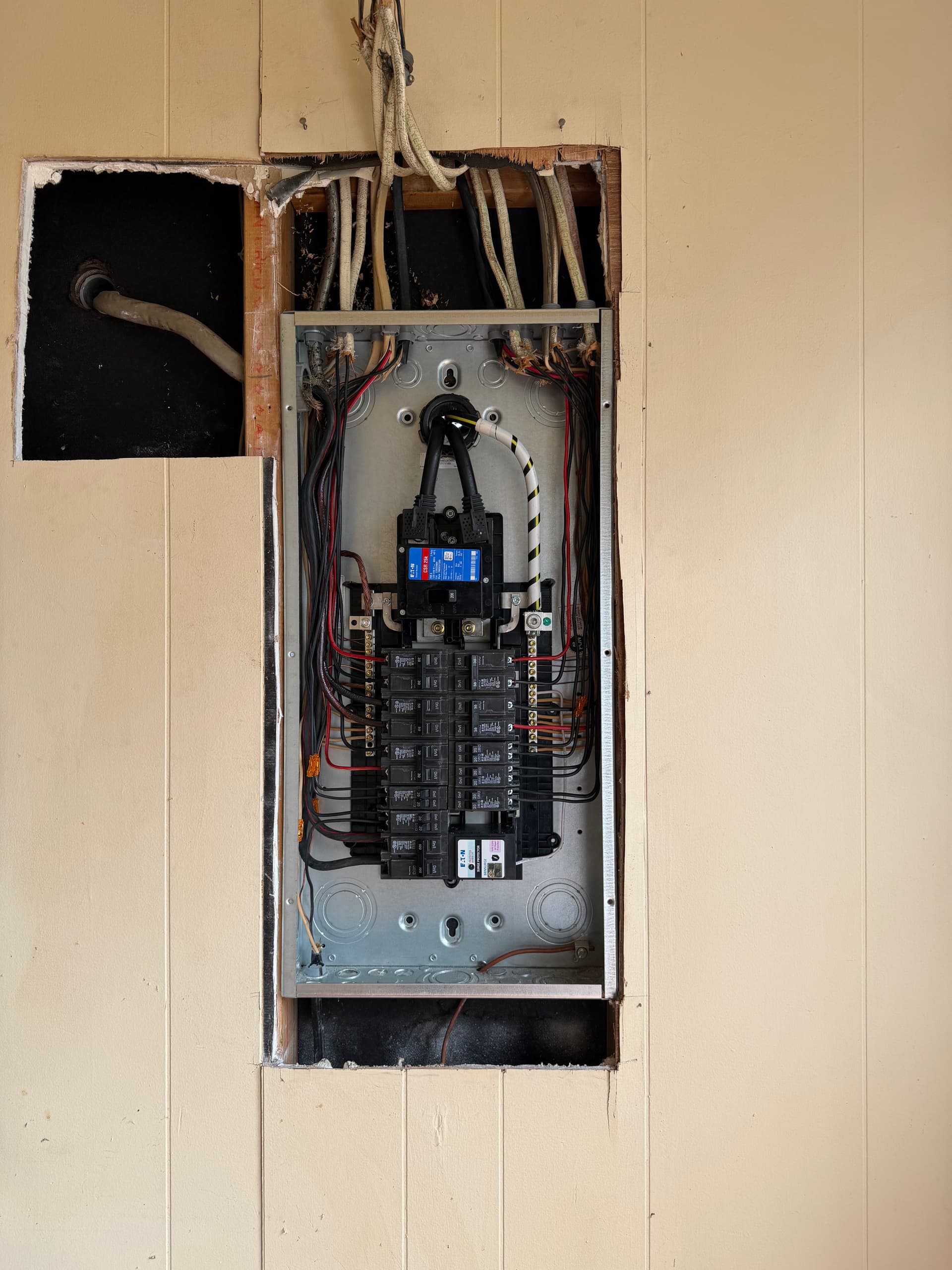 Gallery photos for Electrical Panel and Wiring Upgrade for a Safer Home: Image #1