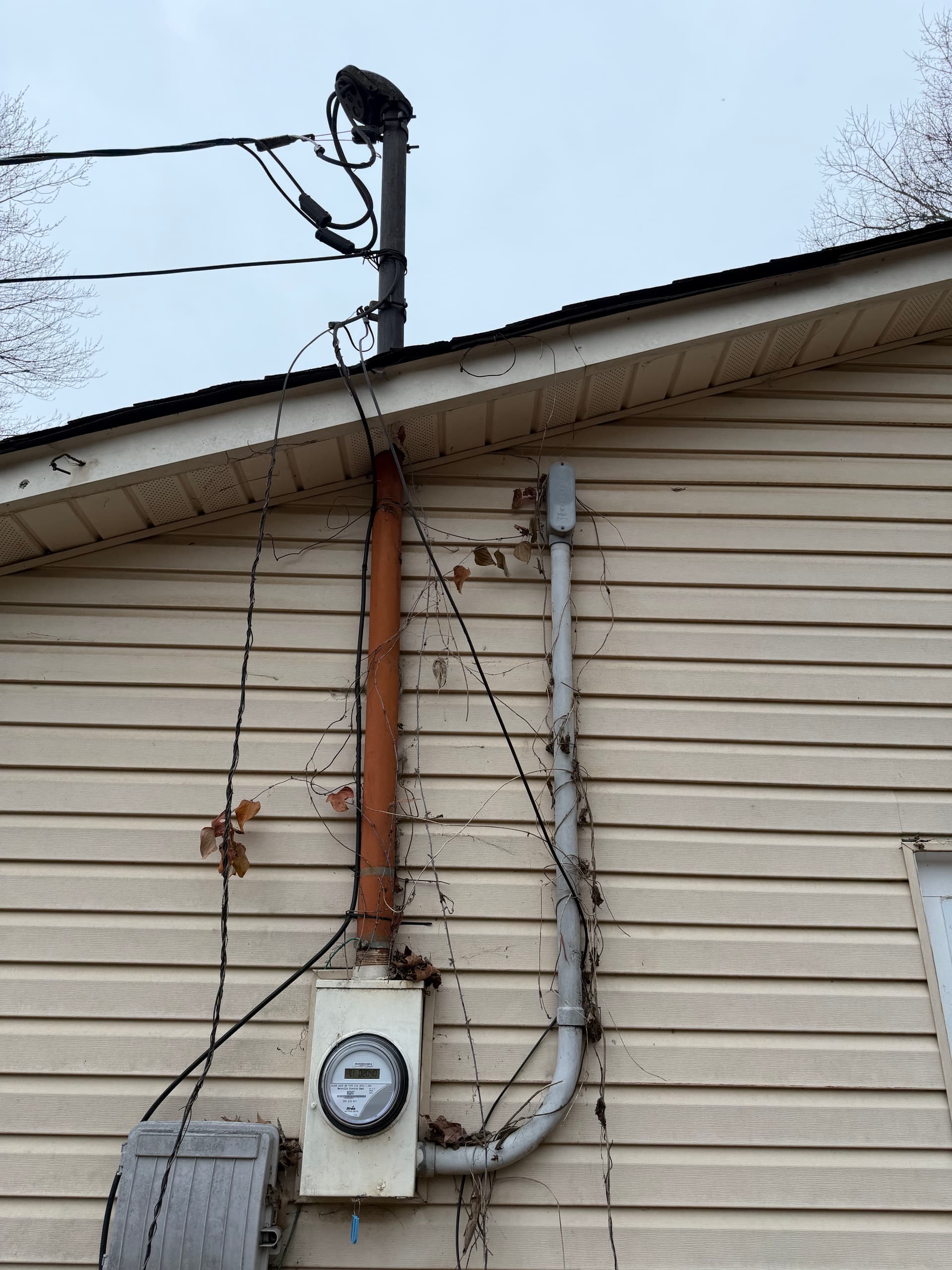 Gallery photos for Electrical Panel and Wiring Upgrade for a Safer Home: Image #2